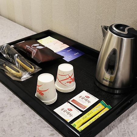Mari Hotel Chungju Zewnętrze zdjęcie