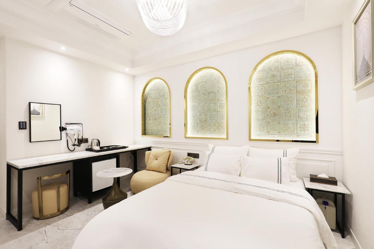 Mari Hotel Chungju Zewnętrze zdjęcie