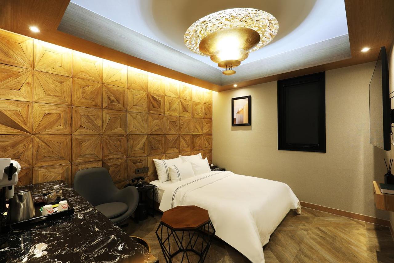 Mari Hotel Chungju Zewnętrze zdjęcie